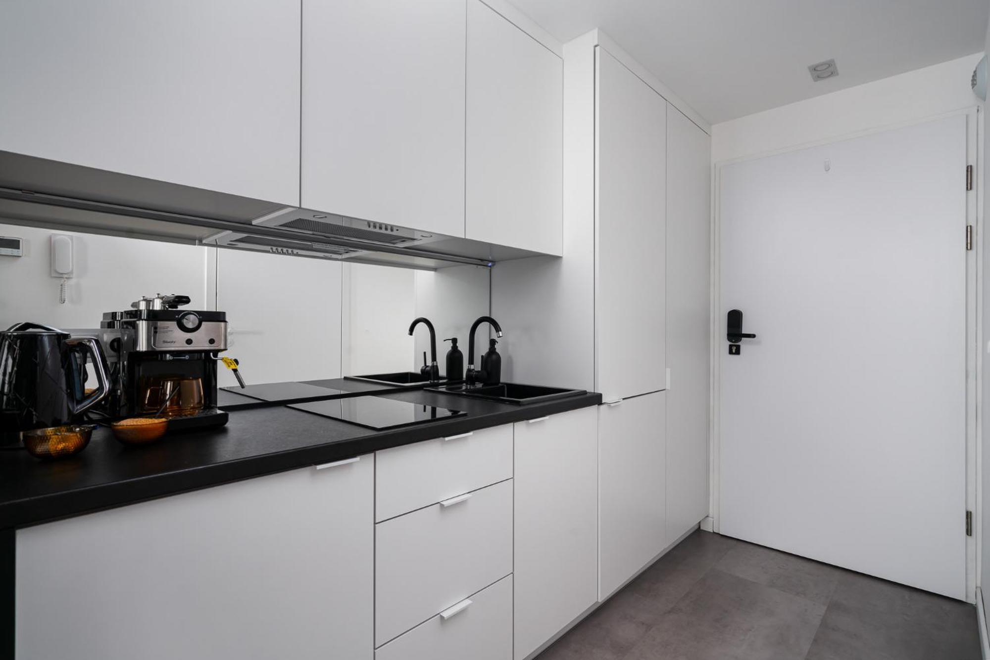 Apartments Wroc'Love By Me &301 Legnicka & Self Check-In 24H & Lift & Air Conditioning Wroclaw Ngoại thất bức ảnh